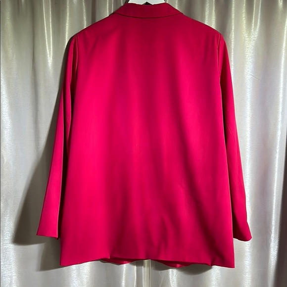 Vero Moda Vibrant Pink Blazer - Picture 6 of 6